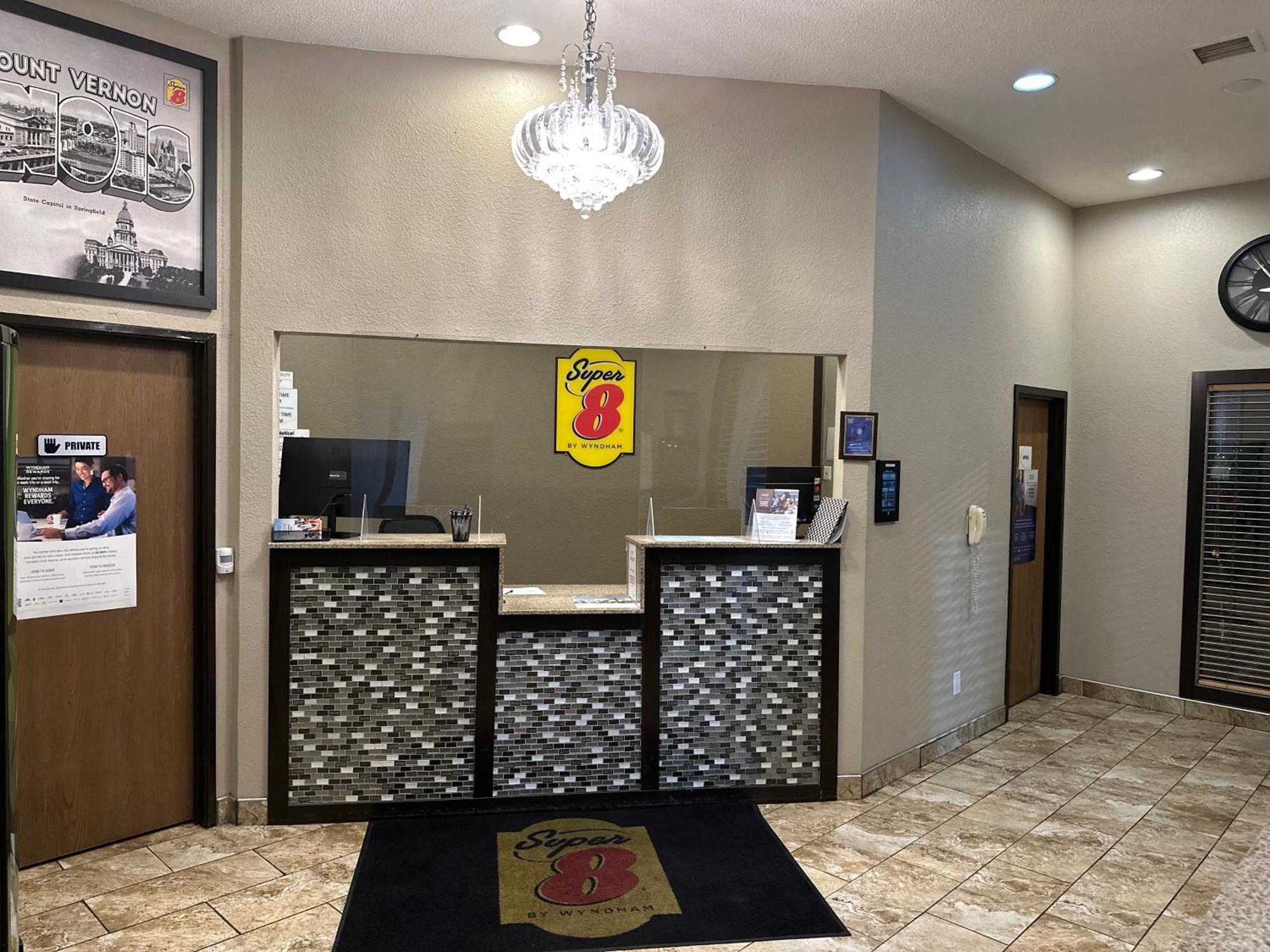 Super 8 By Wyndham Mount Vernon, Il Extérieur photo