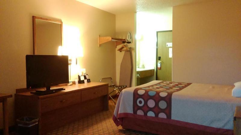 Super 8 By Wyndham Mount Vernon, Il Extérieur photo